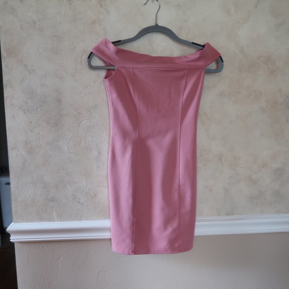 Forever 21 bodycon off shoulder dress